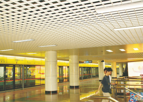 ในร่มตารางโลหะตารางเพดานเคลือบฟิล์ม / รถไฟใต้ดินเพดานลูกกรงป้องกันการกัดกร่อน