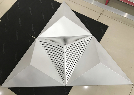 โลหะภายใน 3D คลิปสามเหลี่ยมในเพดานสำหรับห้องโถง, สีเงินสีขาวปกปิดเพดานเท็จอลูมิเนียมระงับ