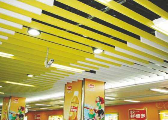 การออกแบบพิเศษอลูมิเนียมโปรไฟล์ไม้กระดานฝ้าเพดานแผงอลูมิเนียมอัดระงับเพดานโลหะ