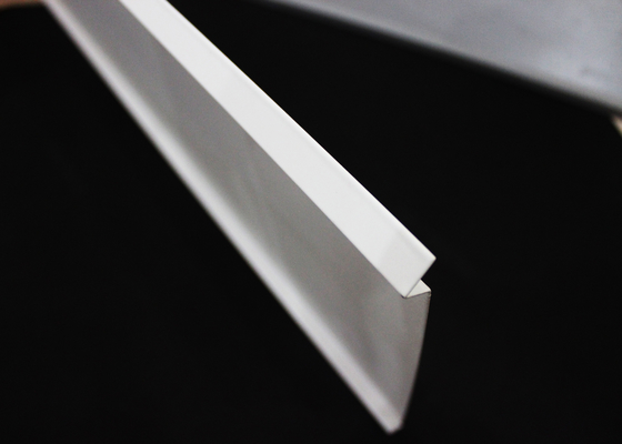 Building Decorative Aluminum / Aluminium False Ceiling Metal Suspended Linear Ceiling Panels