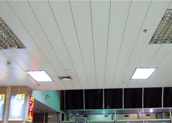 แผงปิดฝ้าเพดานอลูมิเนียมรูพรุน / ชุดโต๊ะทำงานฝ้าเพดานขนาด 2 ฟุต 4 ฟุตสำหรับสำนักงาน